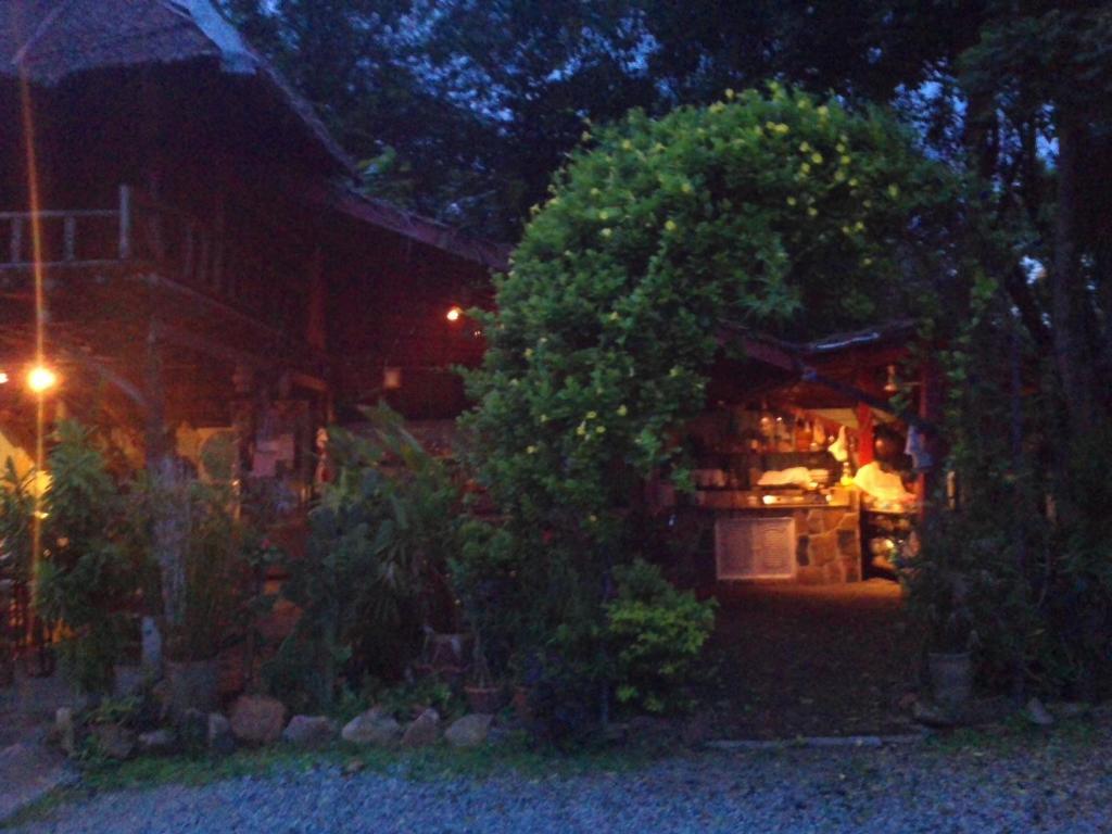 北碧府 班萨拜萨拜旅馆酒店 外观 照片